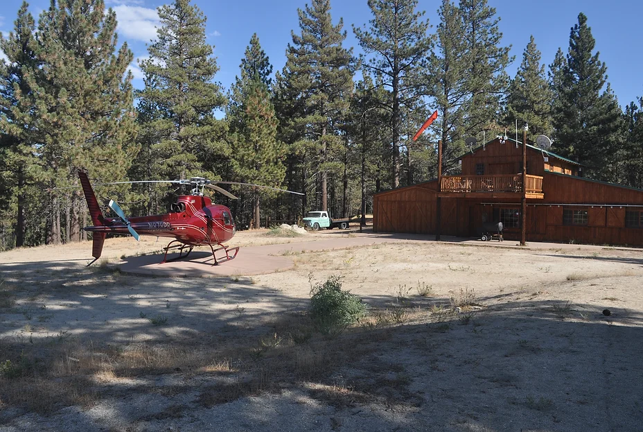 Helipad and main cabin exterior
